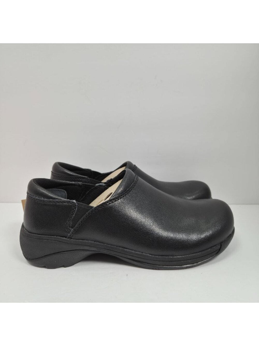 Mozo Forza Oil Slip Resistant Traction Women's Black Leather Clog US Sz 7.5 NWT